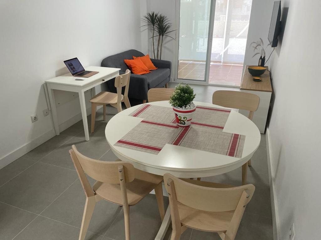 Appartamento Encantador Piso Con Terraza Y Piscina Benalmádena Esterno foto