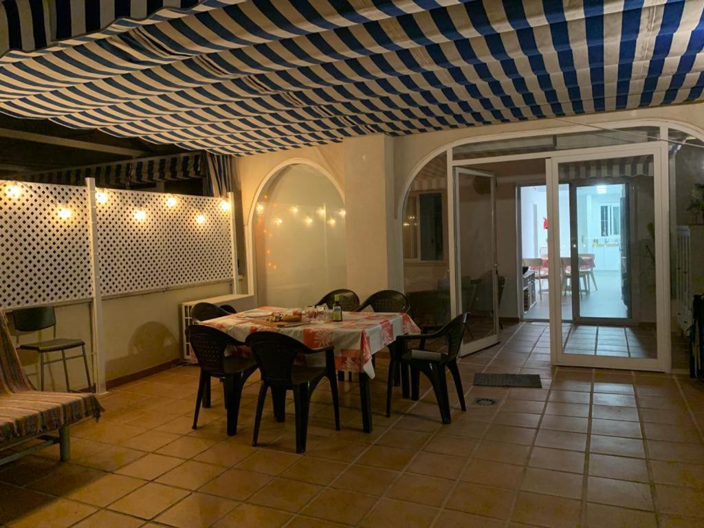Appartamento Encantador Piso Con Terraza Y Piscina Benalmádena Esterno foto